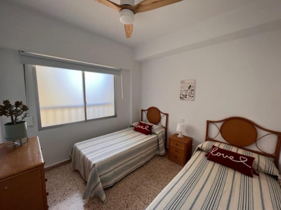 Playa de Gandia Apartamento Ideal Familias מראה חיצוני תמונה